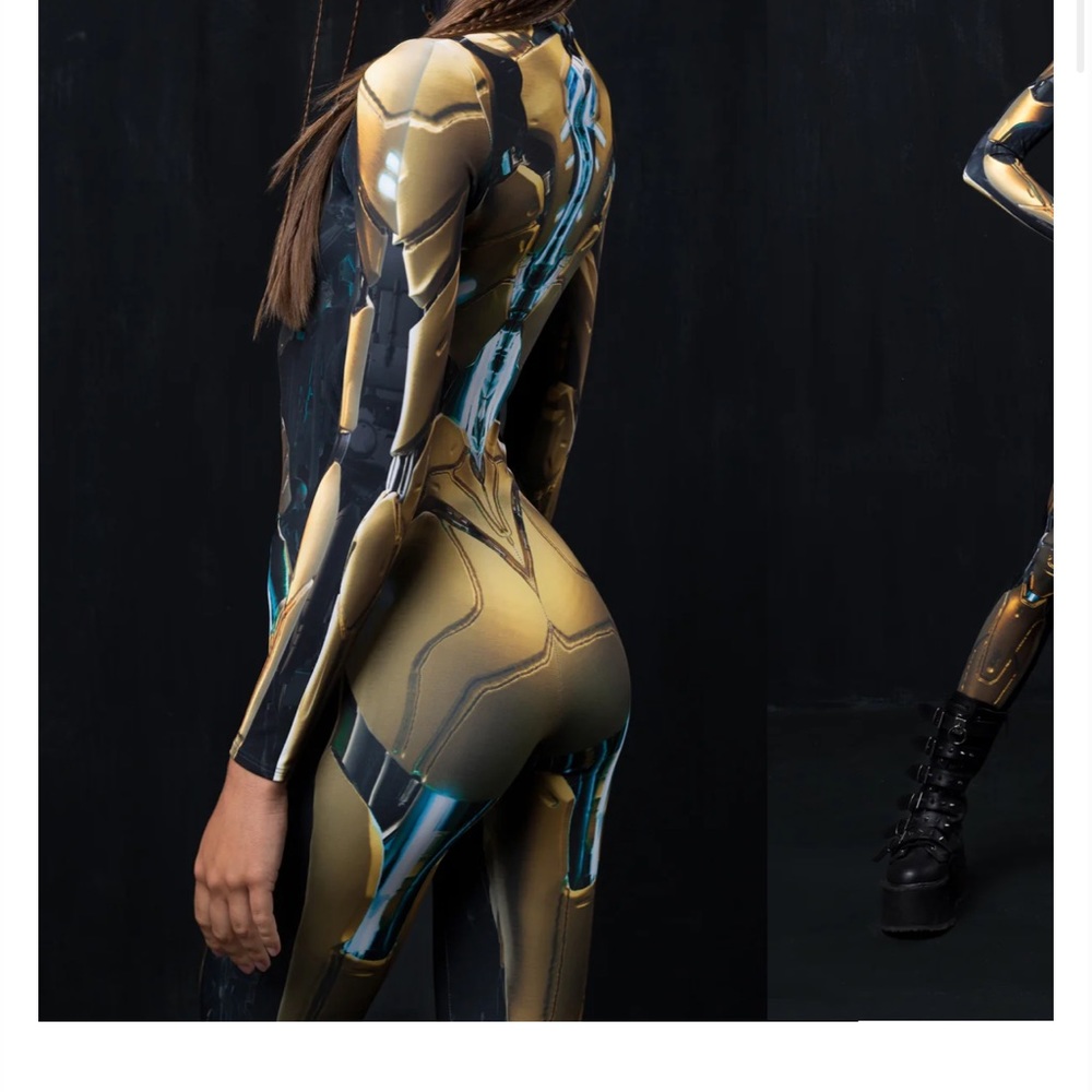 Iron Gal Costume-Badinka - Picture 5 of 7